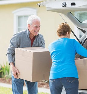 Elderly couple moving in Pinelands